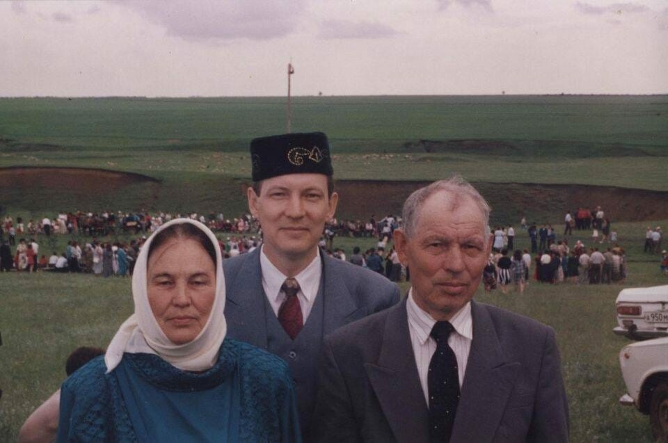 Асаф валиев песни. Асаф Валиев биография.