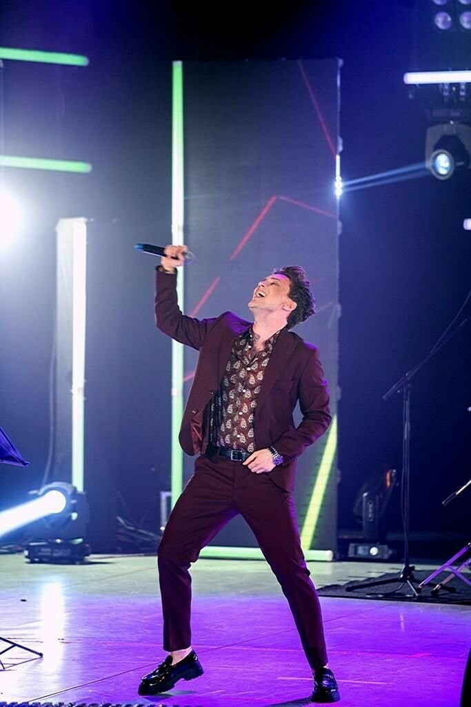 Марат Яруллин кызларның башларын әйләндерә