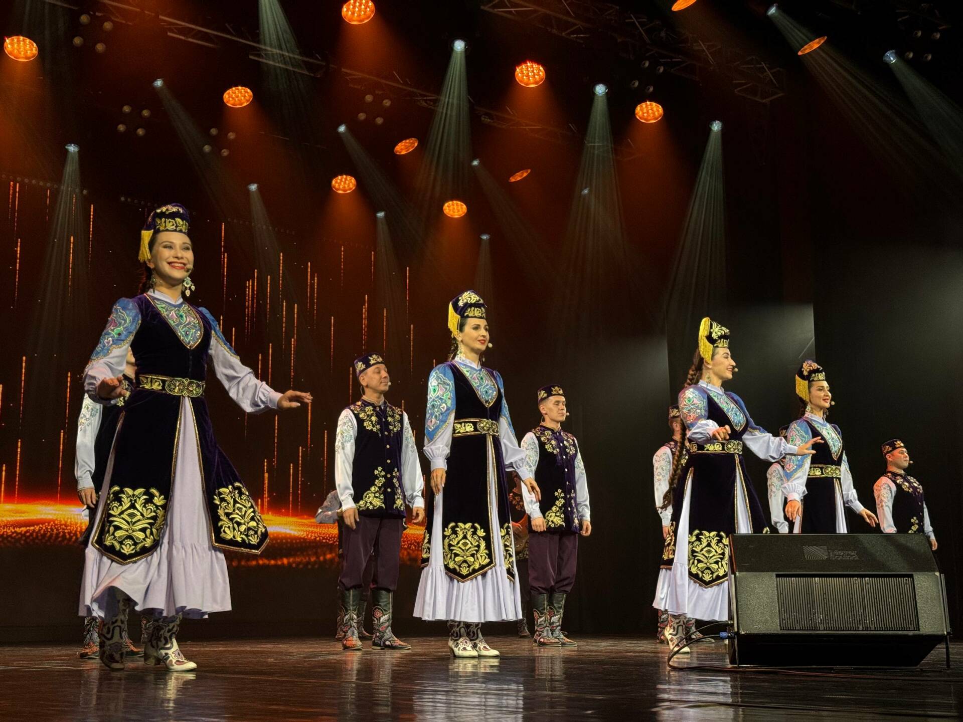 «Күренеп тормасаң, югаласың»: Казанда Таһир Якупов фестиваленең гала-концерты узды