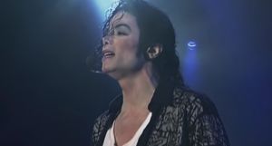 Тамашачылар шок кичерә: Майкл Джексон турындагы яңа фильмда җырчының педофилия белән шөгыльләнүе күрсәтелгән