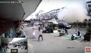Кытайда ресторанда газ шартлап, тугыз кеше һәлак булган - видео