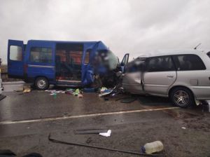 Артистлар утырган микроавтобус белән авариядә сигез кеше һәлак булган