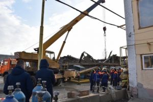 Саранск шәһәрендә бина стенасы ишелеп, ике кеше һәлак булган - видео
