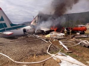 Бурятиядә авиаһәлакәт: аэропортка төшеп утырганда 43 пассажир утырган самолетка ут капкан