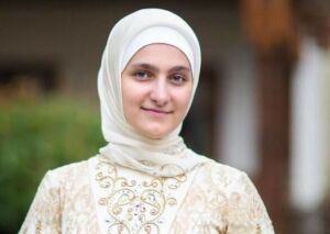 Рамзан Кадыров 23 яшьлек кызы Айшатны мәдәният министры итеп кую сәбәбен әйтте