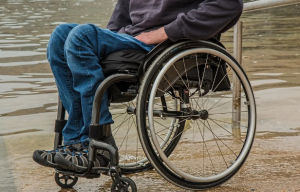 Чаллыда коляскалы инвалид могҗизалы рәвештә «аякка баскан» 