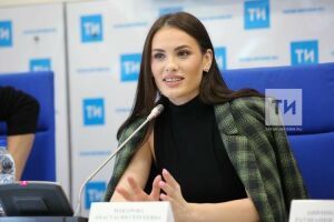 Рус кызы Анастасия Макарова:«Иҗатым аша башкаларны татар телен өйрәнергә рухландырам»
