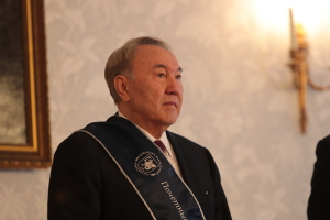 Казахстан суды Нурсолтан Назарбаевны Елбасы – милләт лидеры титулыннан мәхрүм итте