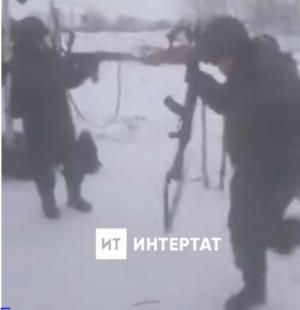 Татар хәрбие өздереп биегән видео чыкты