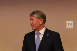 Кыргызстанның элеккеге президенты Алмазбек Атамбаевны төрмәдән чыгардылар