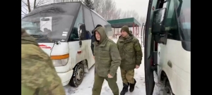 Украина әсирлегеннән 63 хәрби азат ителгән