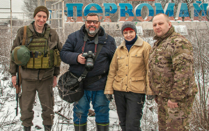 «Бездә барысы да әйбәт...»: Донбасста фронт янындагы шәһәрләрдә ничек яшиләр