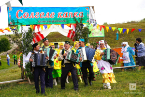 Арча районы Ташкичү авылында «Сөлгеле капка» фестивале: «Моң безне берләштерә»