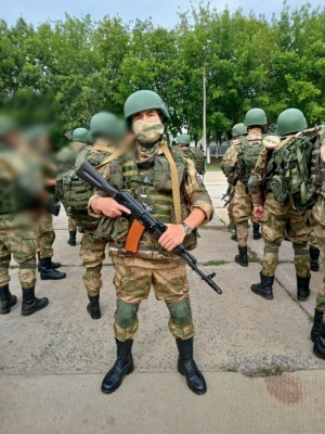 «Әле дә син бар әле дөньяда» җыры белән танылган Радик Динәхмәтов махсус операциягә китә