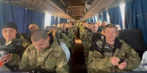 Россия белән Украина хәрби әсирләрне алмашкан: 195 хәрби өенә кайтачак – видео