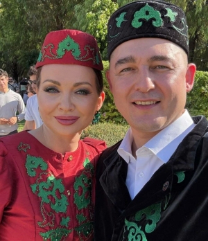 Рәфинә һәм Рәзил Камаловлар октябрь аенда Кипр Сабан туен гөрләткән