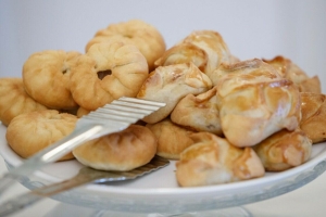 Дилетантлар, демагоглар һәм милли пәрәмәч турында