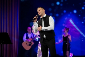 Җырчы Илнур Гомәров гаиләсендә зур кайгы