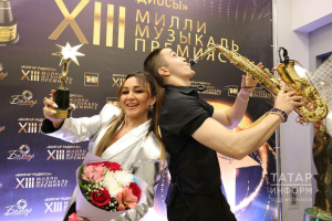 Саксофончы Айрат Ләйлә Галиева төркеменә күчкән: «Вадим Захаровта да әйбәт, ләкин...»