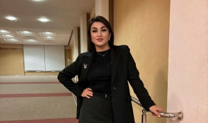 Гүзәл Рәхимуллина үзенең беренче җырын чыгарды: «Ятларга син сукмагың өзмисең-өзмисең...»