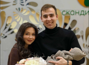 Радик Шәрәфиев әти булган: «Очрашып йөргәндә үк исемне сайлап куйган идек»