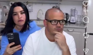 Мөнир Рахмаевның хатыны өчпочмакка шулпа салу буенча лайфхак күрсәтте