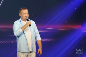 Илназ Баһ олы улы турында: «Машина түгел, кечкенә уенчык гармун сайлады»