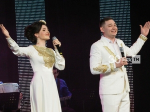 Эльмира Гыйльфанова белән Рафил Җәләлиевтан премьера: «Яшьлек»