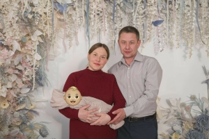«12 ел көттек». Чаллыда яшәүче гаилә ун тапкыр ЭКО ясатканнан соң әти-әни булган