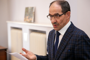 Әлфәт Закирҗанов: «Фатих Кәримгә һәйкәл кую – чорның барлык әдипләренә ихтирам белдерү»