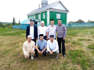 Татар Шатрашаны авылында корбан ашы: «Оныкларыбыз матур гореф-гадәтләрне дәвам итсә иде»