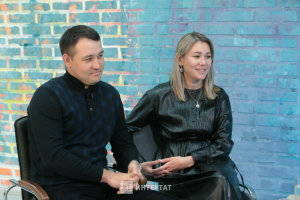 Илсур Шәрипҗанов печән җыя: «Җәйнең кадерен беләсегез килсә, эшләгез!»