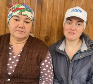 «Кирәген бирдем!»: Зәринә Хәсәншинаның әнисе студент вакытында булган вакыйганы сөйләгән