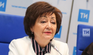 Винера Ганиева диплом алырга килгән студентның киеменә шаккаткан
