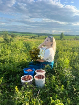 Гүзәл Бах: «Җиләккә бергә йөрдек, балалар эш рәтен белеп, күреп үссен»