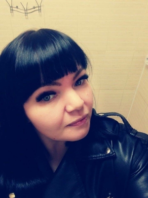 Тиран ир һәм инсульт: Чаллыда яшәүче өч бала әнисе 15 ел көткән бәхет тарихын сөйли
