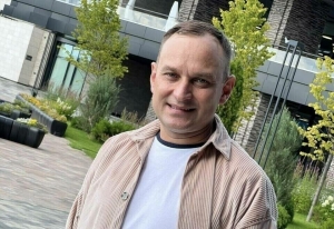 Гөлүс Хәбибрахманов «Син дип кенә» җырына яңа сулыш биргән