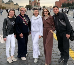 Зәринә Хәсәншина, Үзбәкстанга сәфәреннән соң, Казанга кайта алмыйча аптыраган
