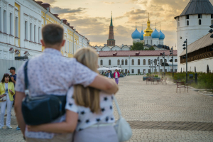 Озак вакыт беркем белән очрашмадым, хәзер егетем бар