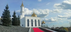Самараның Исаклы авылында яңа мәчет ачылды: «Авыл өстендә моңлы азан тавышы яңгырый»