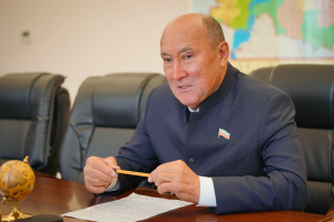 Марат Әхмәтов:«Республика җитәкчелегенең халкыбыз язмышына беркайчан да хыянәт иткәне юк»