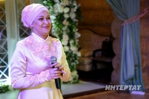 Алсу Фазлыева иң ышанычлы кешесен күрсәтте: «Ул килгәч күңелем тыныч»