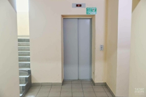 Лифтта кысылып калган кешене ярты сәгать эчендә кабинадан чыгарарга тиешләр