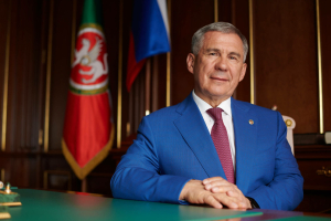 Рөстәм Миңнеханов Ватанны саклаучылар көне белән котлады