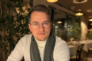 Җырчы Илнар Ялалов гаиләсендә борчулы хәлләр: «Сорауларга җавап таба алмыйбыз»