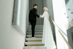 «Матурлар, күз тимәсен» - яшь җырчы өйләнгән