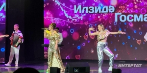 Илзидә Госманның сольный концетына зумер карашы: Моңлы тавыш һәм урынсыз юмор