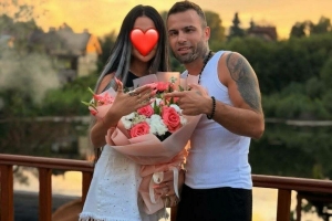 Илсөя Бәдретдинова төркемендә эшләгән Диаз Фәрхетдинов сөйгәненә тәкъдим ясаган