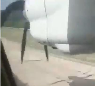 Бурятиядә самолетның җиргә утырганда бәрелеп яна башлаган мизгелен пассажир телефонына төшергән - видео
