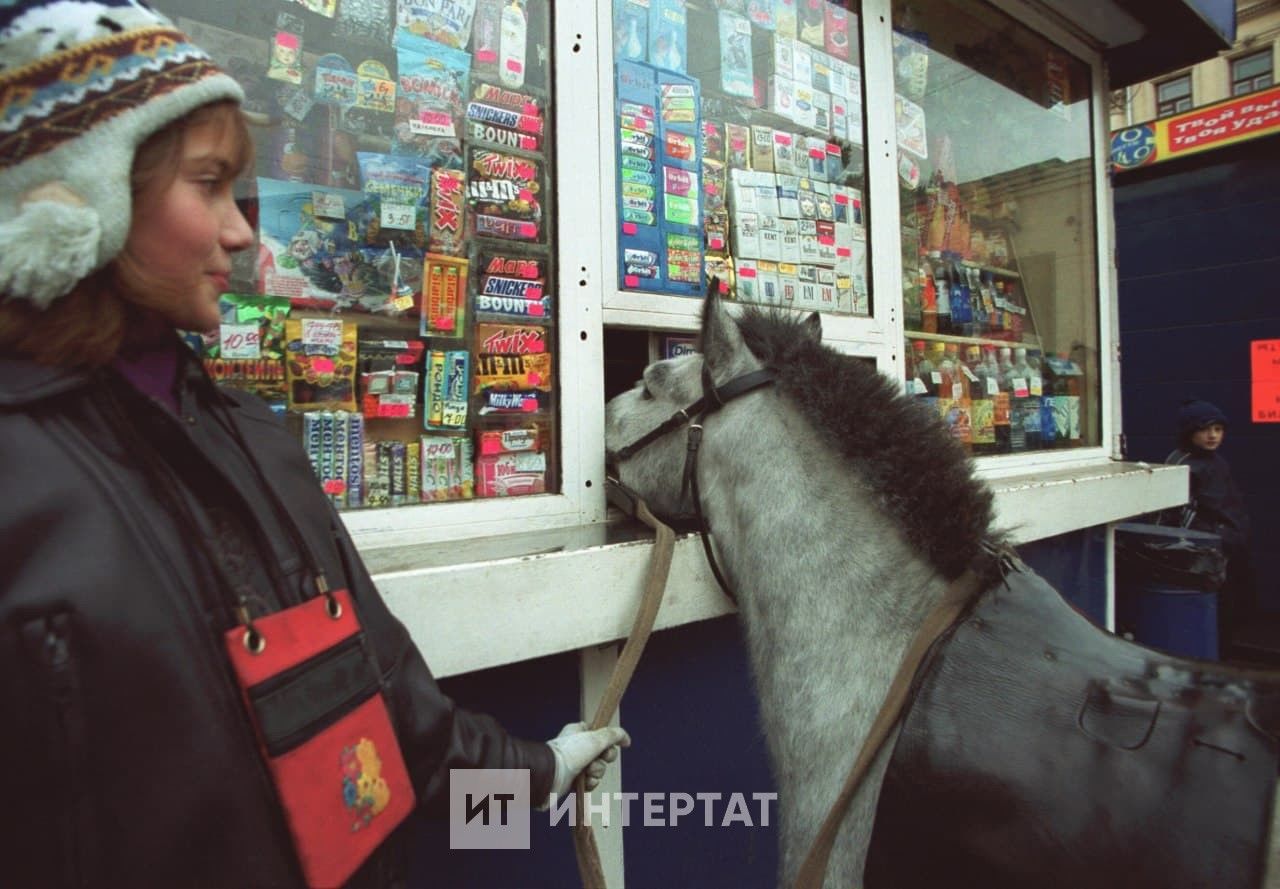 Юмор жанр буларак үлде, аны гайбәт жанры алыштырды. Килешәсезме? 